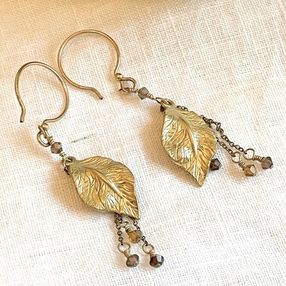 Jewelry - Gold Tone Leaf Earrings